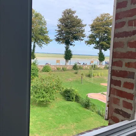 Grande Demeure Face A La Baie De Somme, Acces Quai